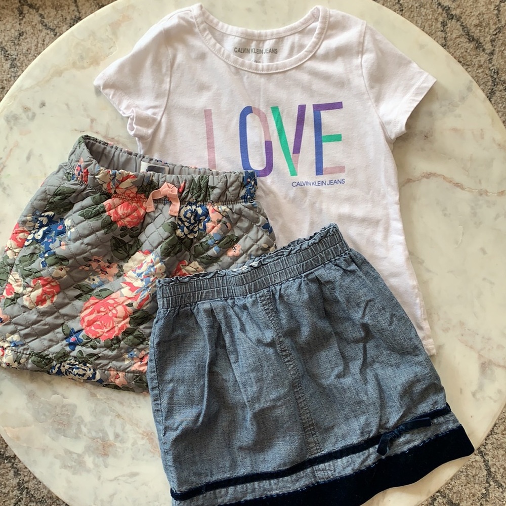 Girl size 5/6 Skirts & Tshirt Outfit